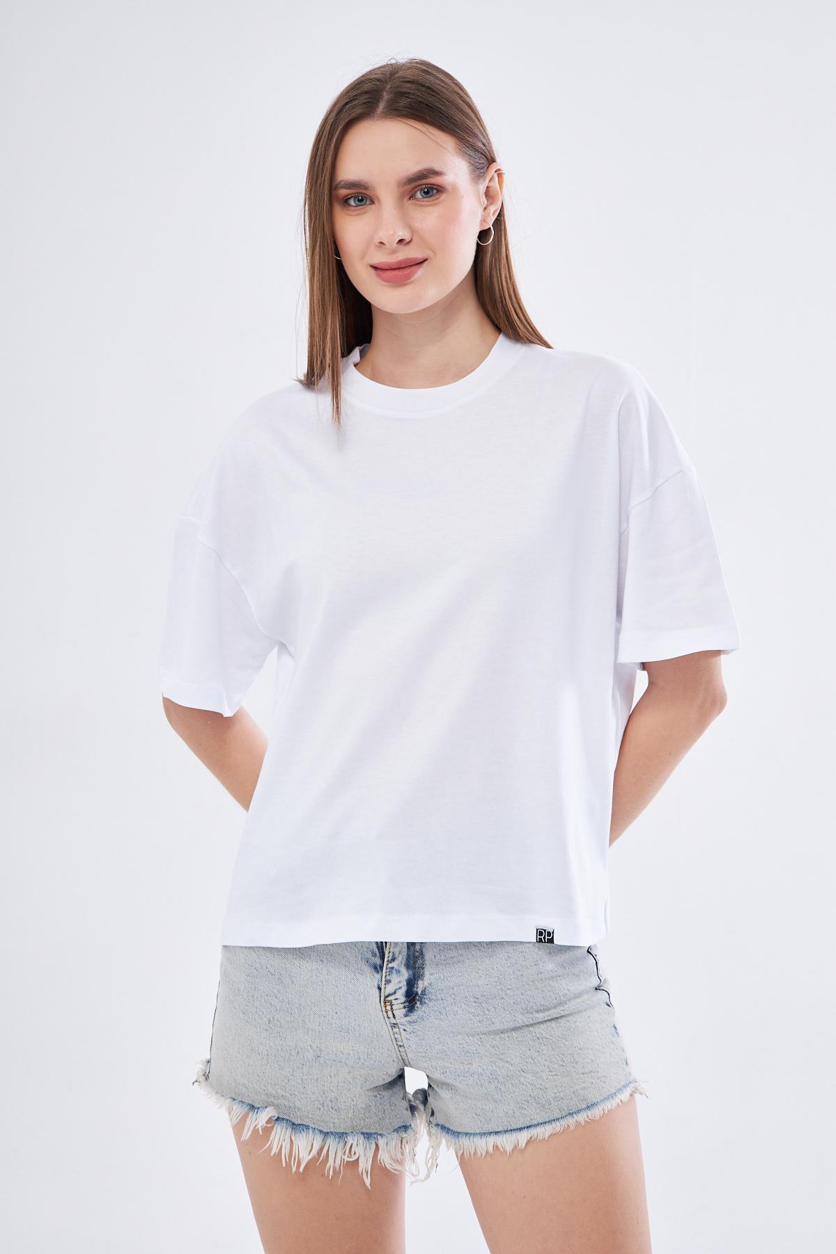 Kadın%20Basic%20Crop%20Oversize%20Fit%20Tişört