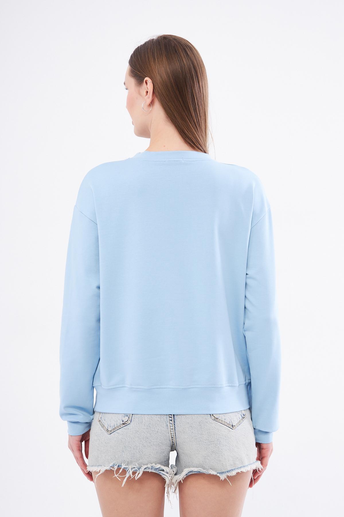 Women%20Basic%20Sweatshirt