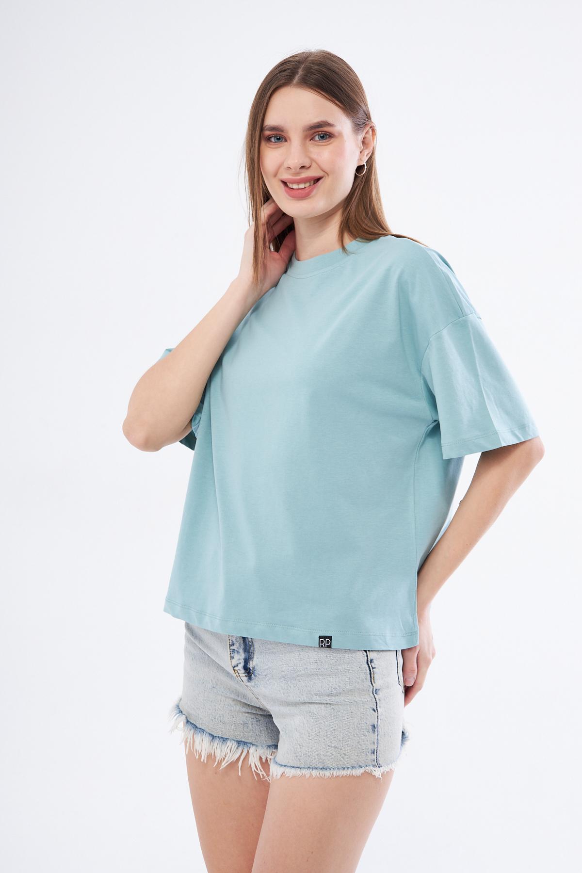 Kadın%20Basic%20Crop%20Oversize%20Fit%20Tişört