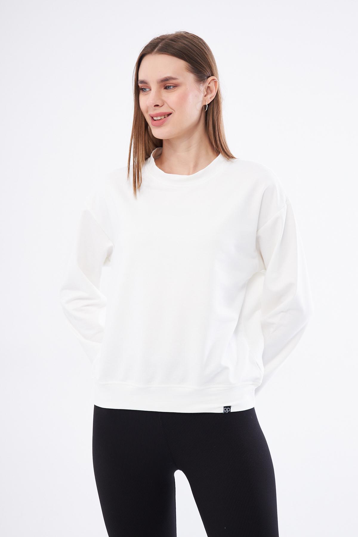 Women%20Basic%20Sweatshirt