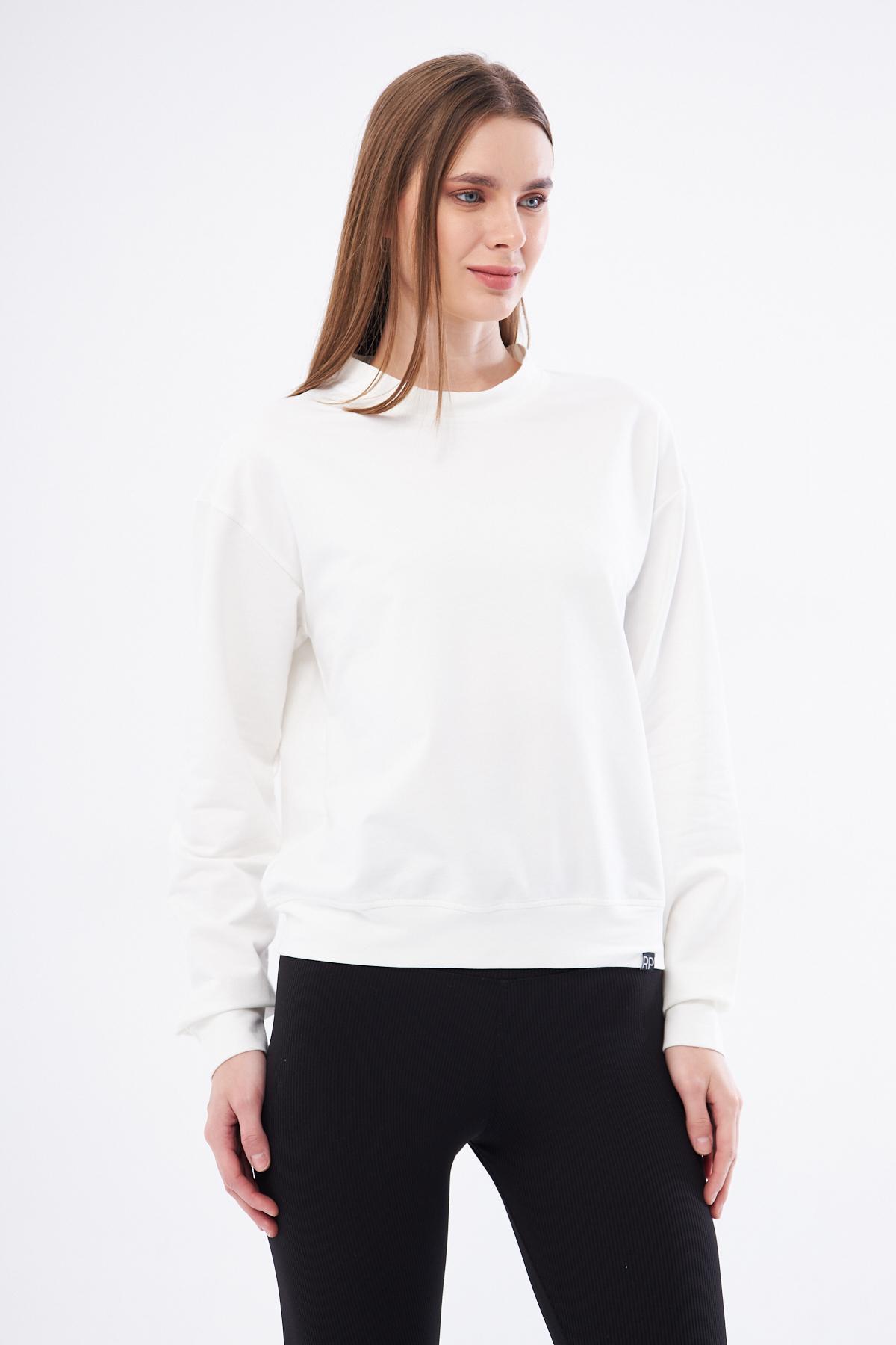 Women%20Basic%20Sweatshirt